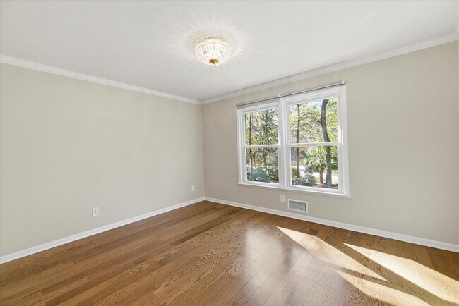 Building Photo - 602 Middlebrooks Cir