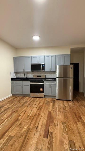 Building Photo - 253 Eldert St