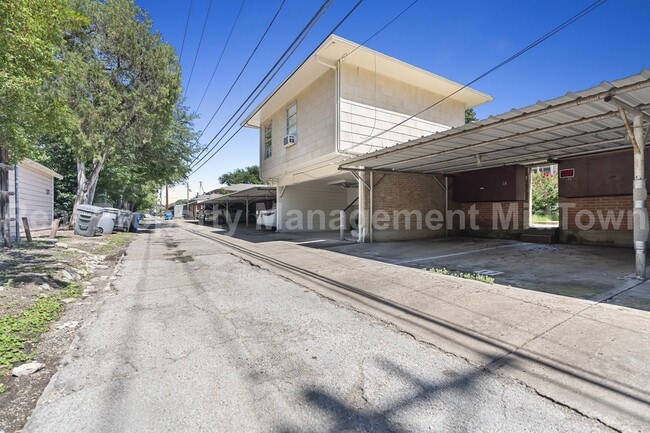 Building Photo - Live Elevated in the Heart of Viridian – S...