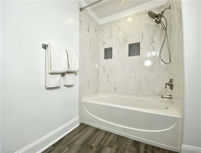 Building Photo - 4732 Tatton Park Cir