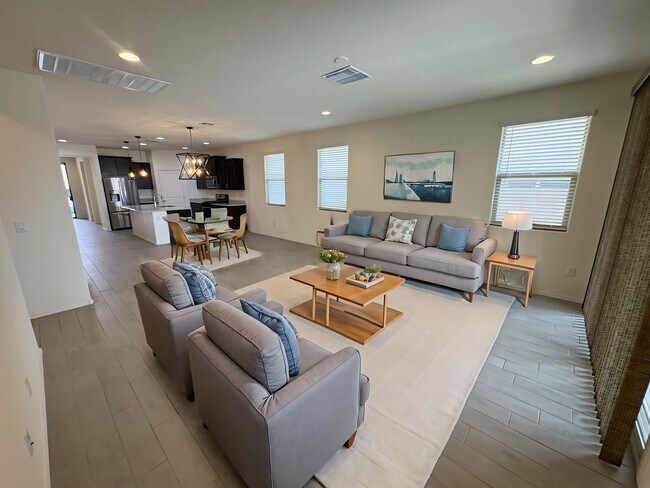 Building Photo - Vail School District with great views 4 bedroom plus den