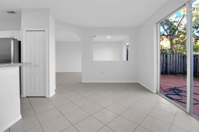 Building Photo - 27463 SW 137th Ct