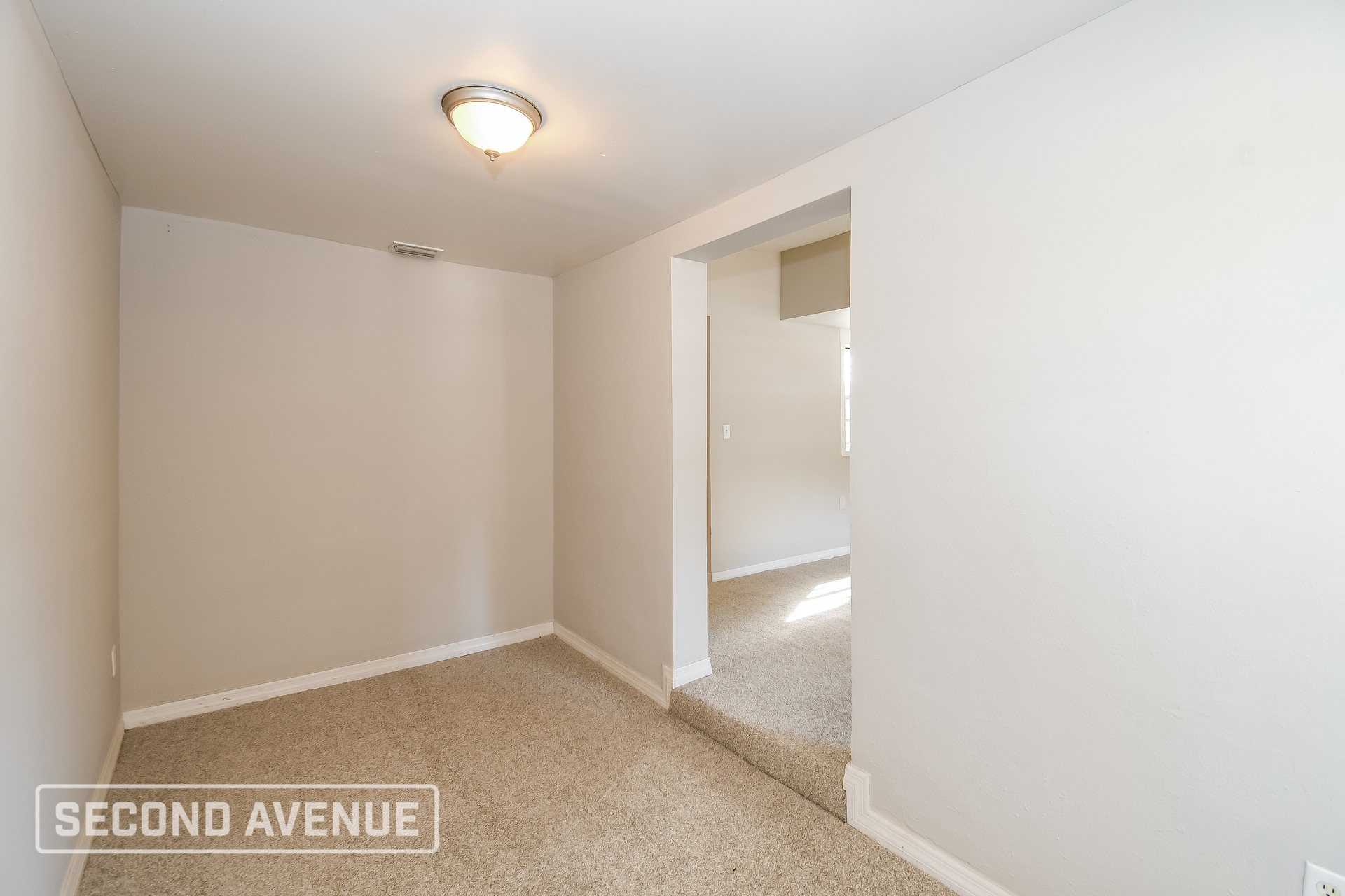 Building Photo - 3645 Peach Dr