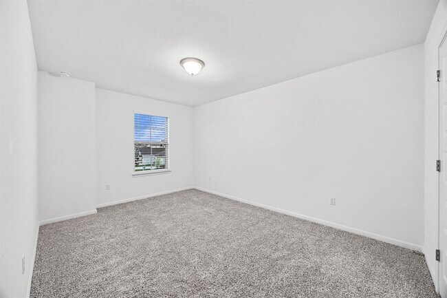 Building Photo - 7002 Nijinsky Dr