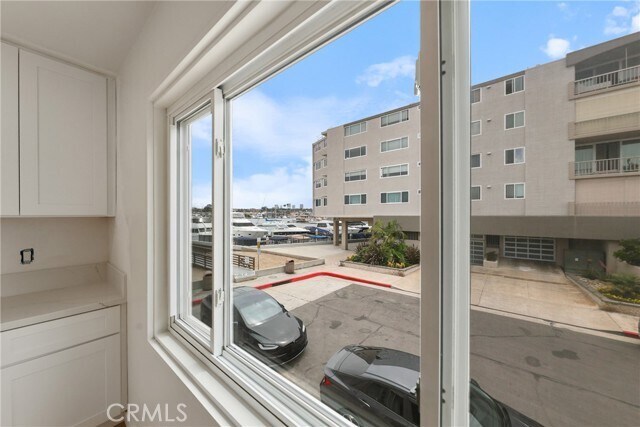 Building Photo - 311 Edgewater Pl
