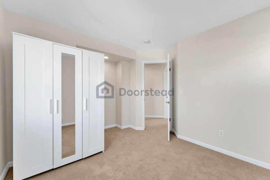 Building Photo - 3447 Quarry Park Dr