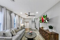 Building Photo - 3715 Clearwater Dr