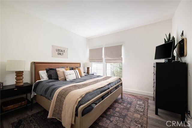 Building Photo - 5 Auvergne