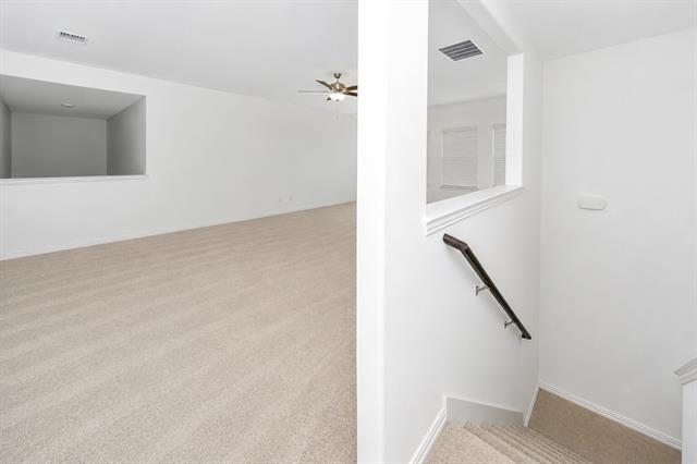 Building Photo - 2600 Starwater Dr