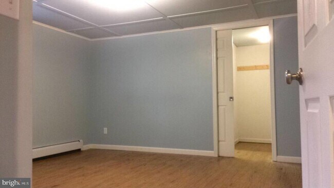 Building Photo - 8105 Canterbury Dr