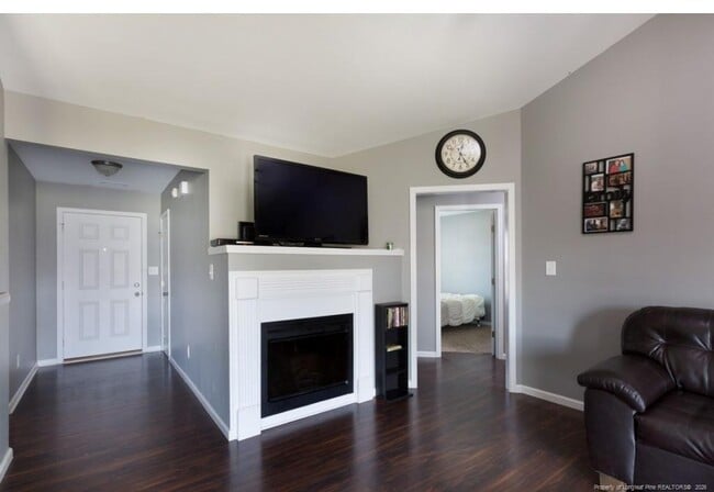 Building Photo - 476 Blackhawk Lane