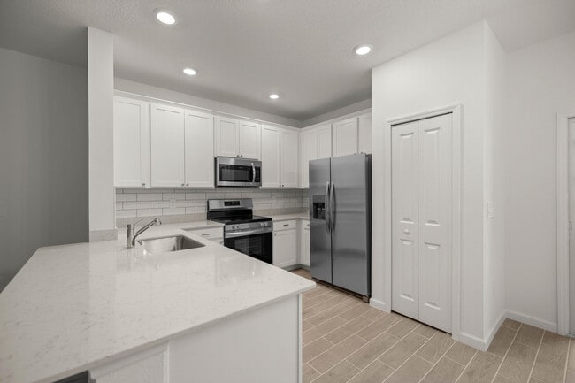 Building Photo - 3529 SE 37th Ct