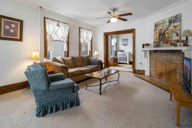 Primary Photo - 526 Stewart Ave