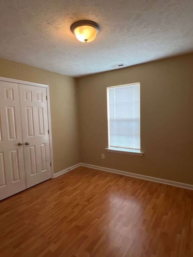 Building Photo - Buchanan Estates in Christiana!