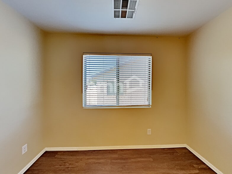Building Photo - 35324 N Happy Jack Dr