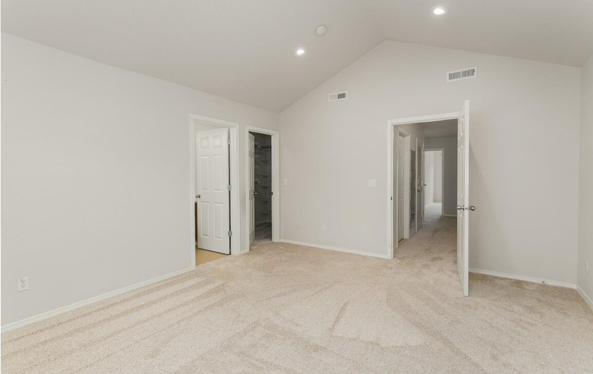 Building Photo - 1245 SW 175th Ave