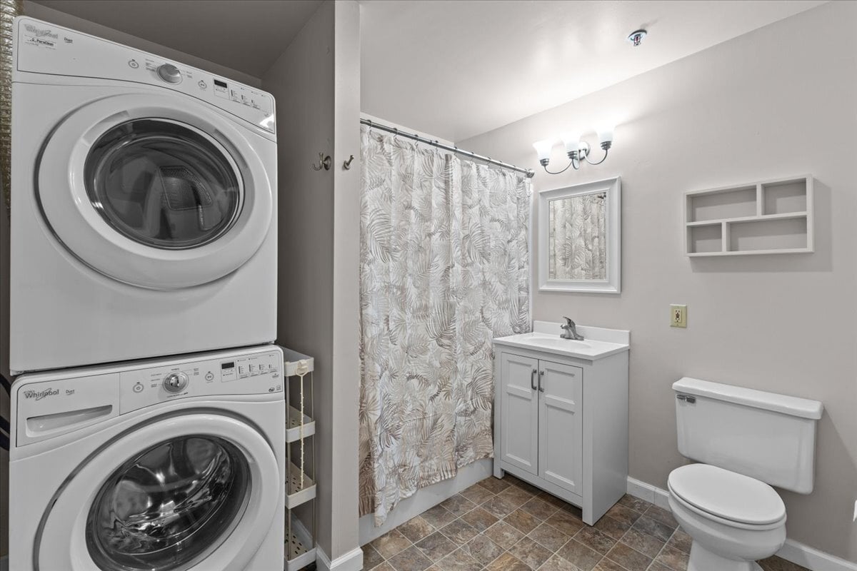 Bathroom Washer & Dryer - 340 Hildred Dr