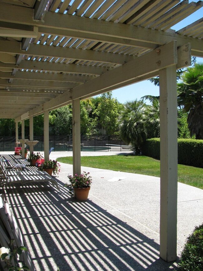 Building Photo - Coming Soon! Beautiful Gated Community in ...