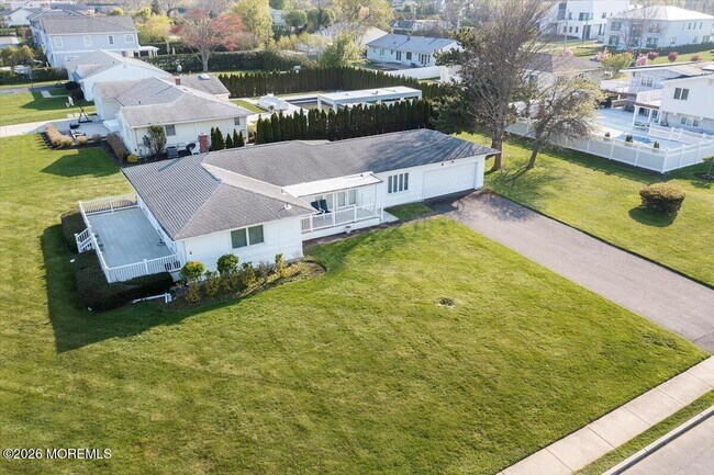 Building Photo - 8 Pullman Ave