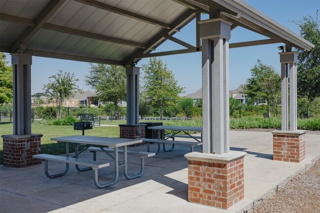 Building Photo - 411 Via Regatta Dr