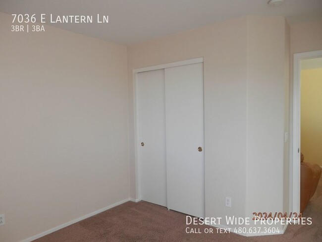 Building Photo - 7036 E Lantern Lane East