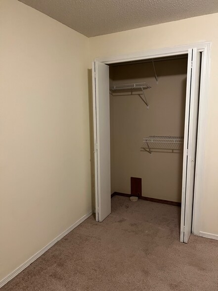 Building Photo - 9934 E Kinkaid Cir