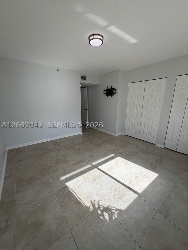 Building Photo - 551 NW 82nd Ave