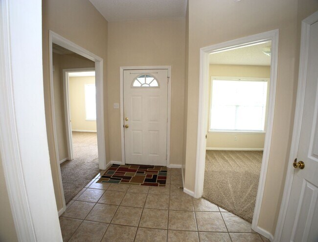 Building Photo - 3016 Schroer Drive