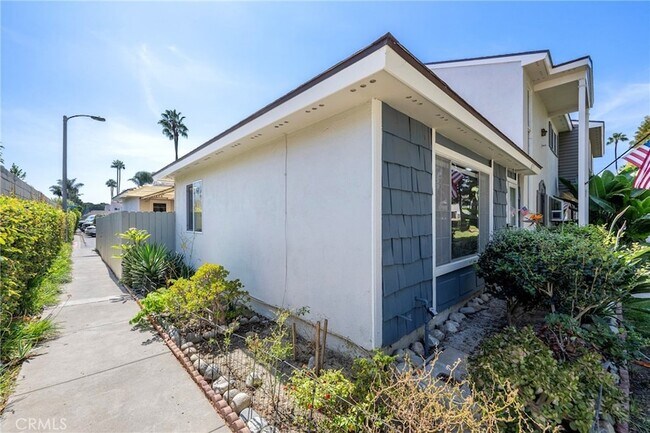 Building Photo - 8231 Deerfield Dr