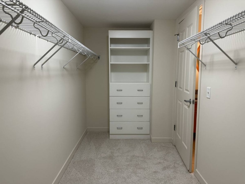 Building Photo - 1279 S Michigan Ave