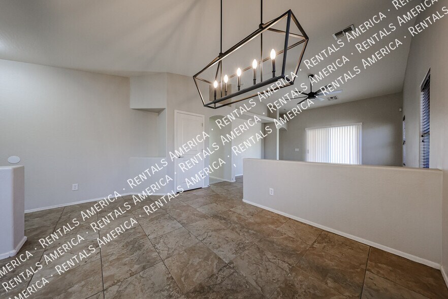 Building Photo - 3955 E Blue Sage Ct