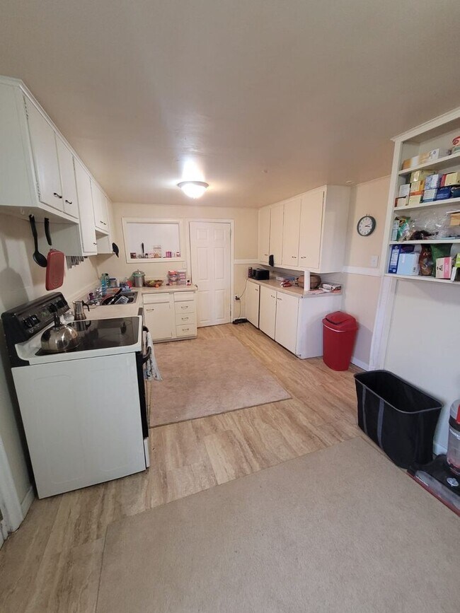 Building Photo - Beautiful Ranch-Style Home Near CU & Bould...