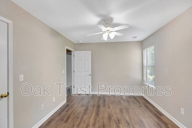 Building Photo - 2284 Kings Gate Ln