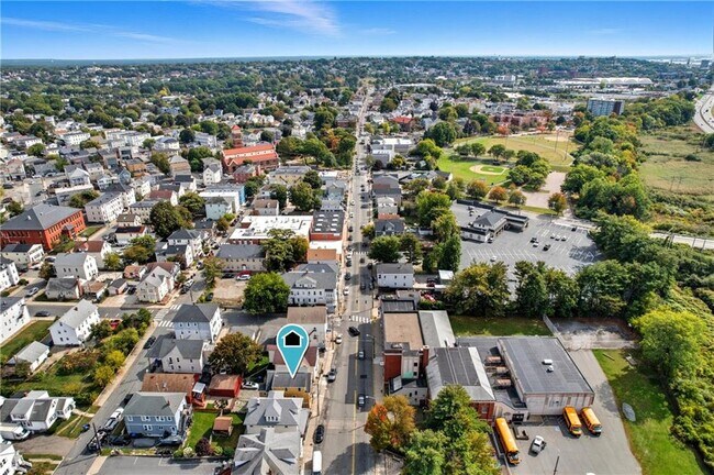 Building Photo - 555 Branch Ave