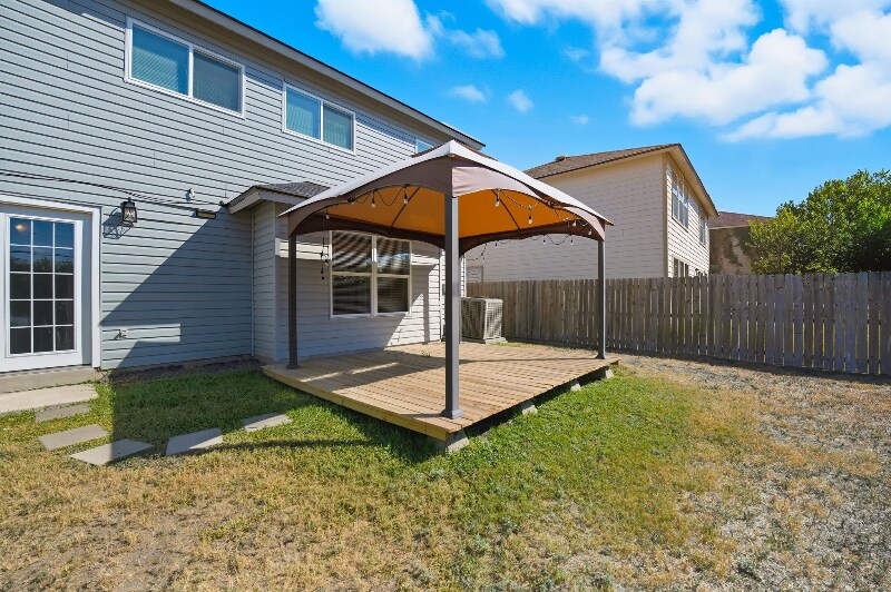 Building Photo - 535 Centro Hermosa