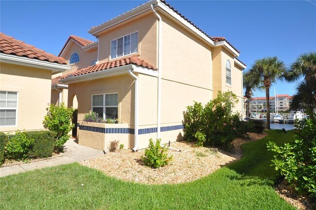 Primary Photo - 10 Marina Point Pl