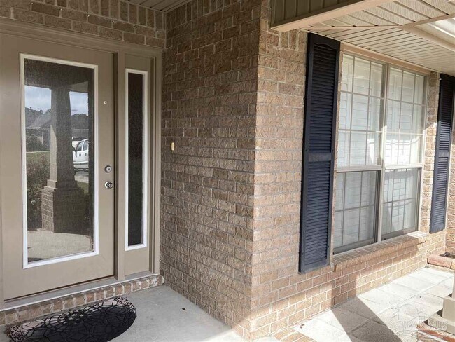 Building Photo - 8770 Kennedy Dr