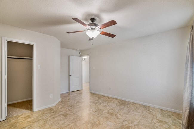 Building Photo - 15218 Zenith Glen Ln