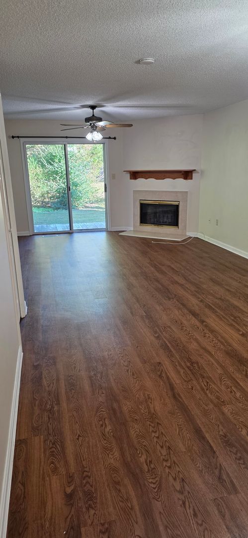 Building Photo - Ideal Living: Beautifully Designed 2 Bedroom Townhouse!