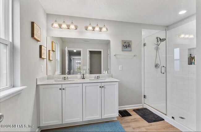 Building Photo - 12379 Golden Bell Dr