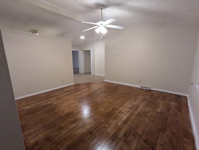 Building Photo - 1673 Audrey Pl NW