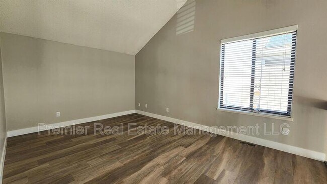 Building Photo - 3762 S Genoa Cir