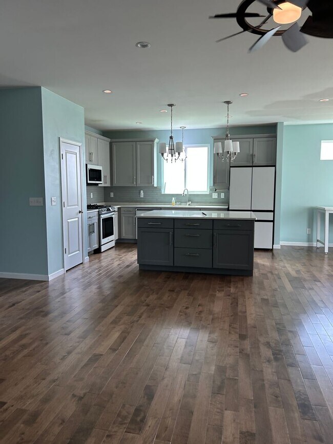 Building Photo - 2609 Beacon Point Ct