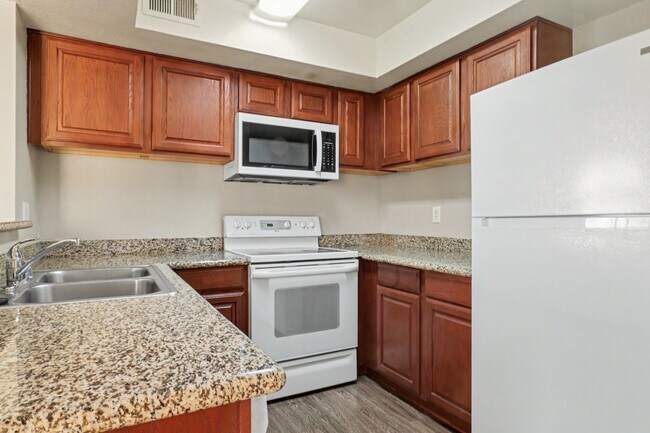 Building Photo - 6800 E Lake Mead Blvd