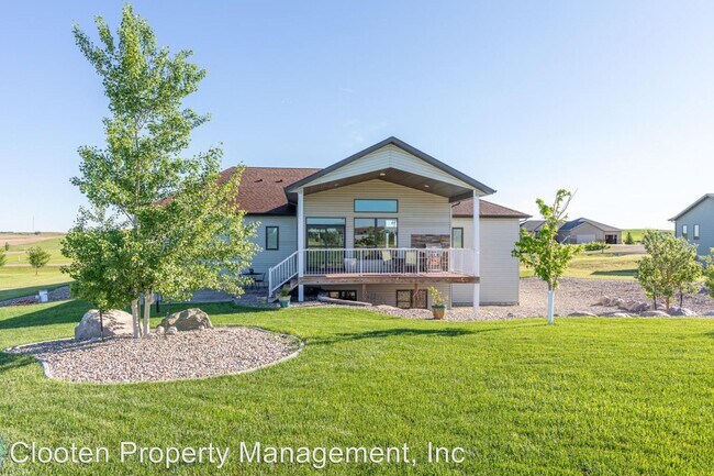 Building Photo - 6625 Dakota Country Dr