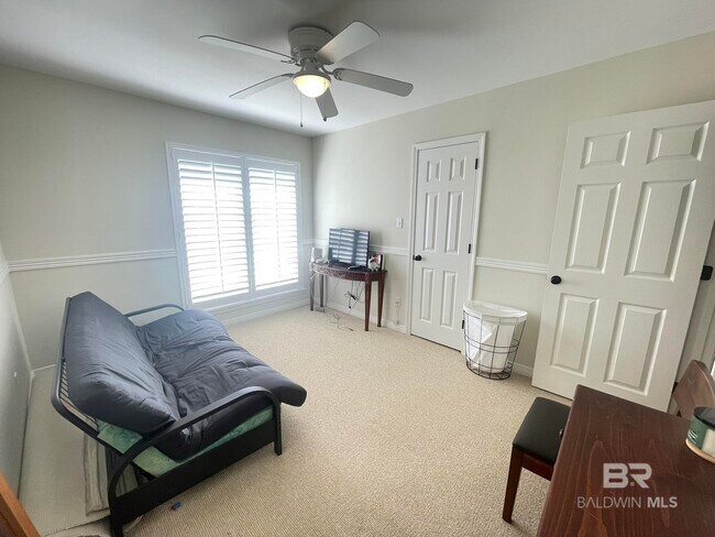 Building Photo - 35405 Pine Rd S