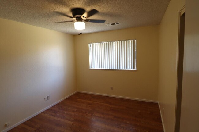 Building Photo - 160 W Portland Ave