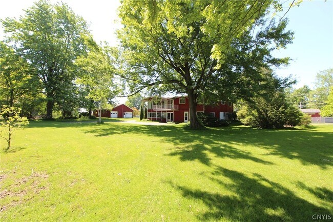 Building Photo - 6363 Muskrat Bay Rd