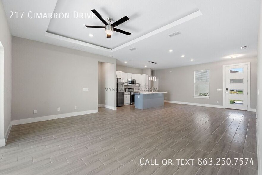 Building Photo - 217 Cimarron Dr