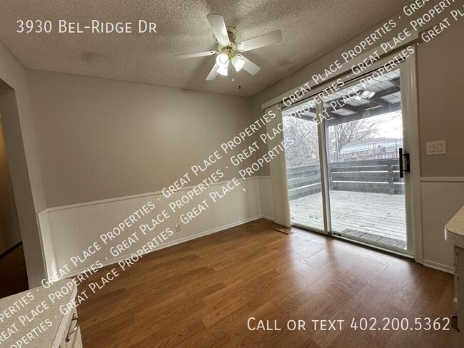 Building Photo - 3930 Bel-Ridge Dr